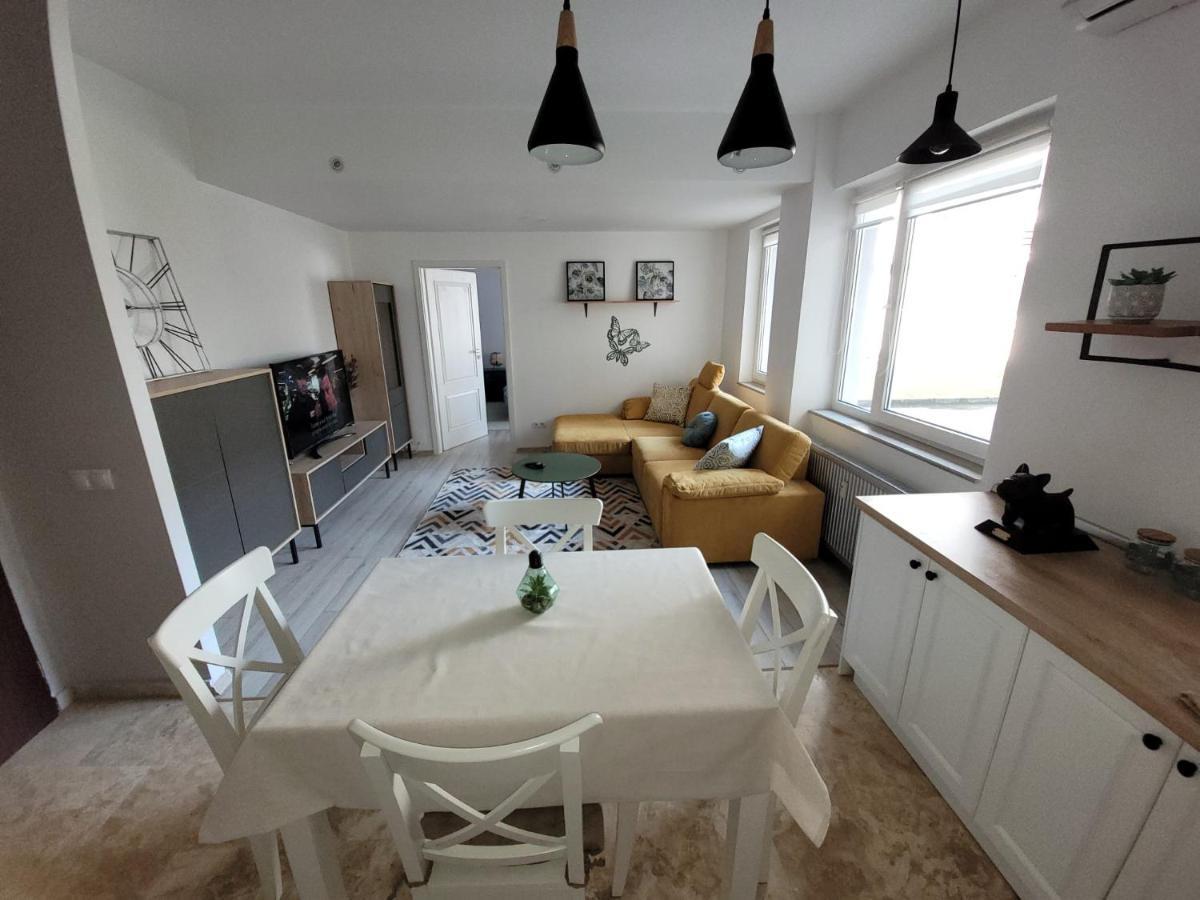 Lovely Apartment Near City Center Cluj-Napoca Extérieur photo